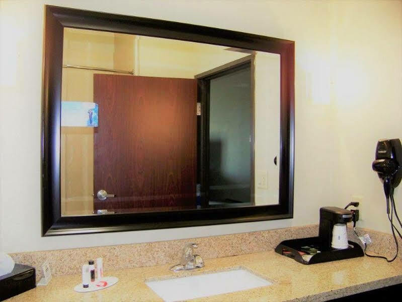 Days Inn & Suites By Wyndham Mineral Wells Dış mekan fotoğraf